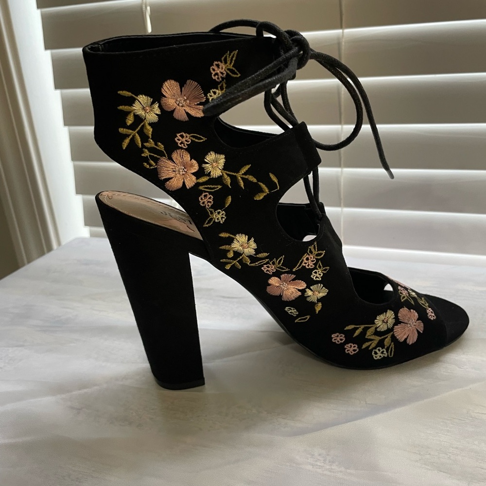 JustFab Black Floral Lace-Up Heels 5” - Picture 6 of 12
